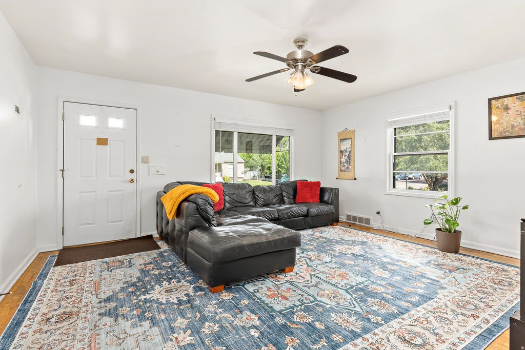 Photo of 372 N 800 E, Provo, UT 84606 (MLS # 2170244)