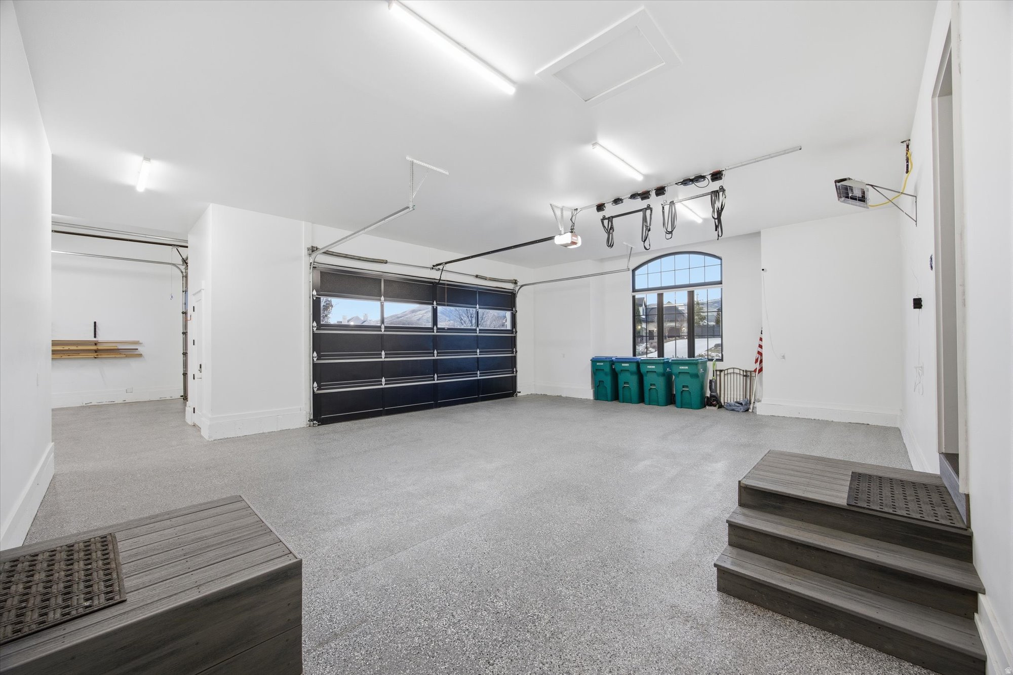 COUNTRY FRENCH ESTATES - Residential