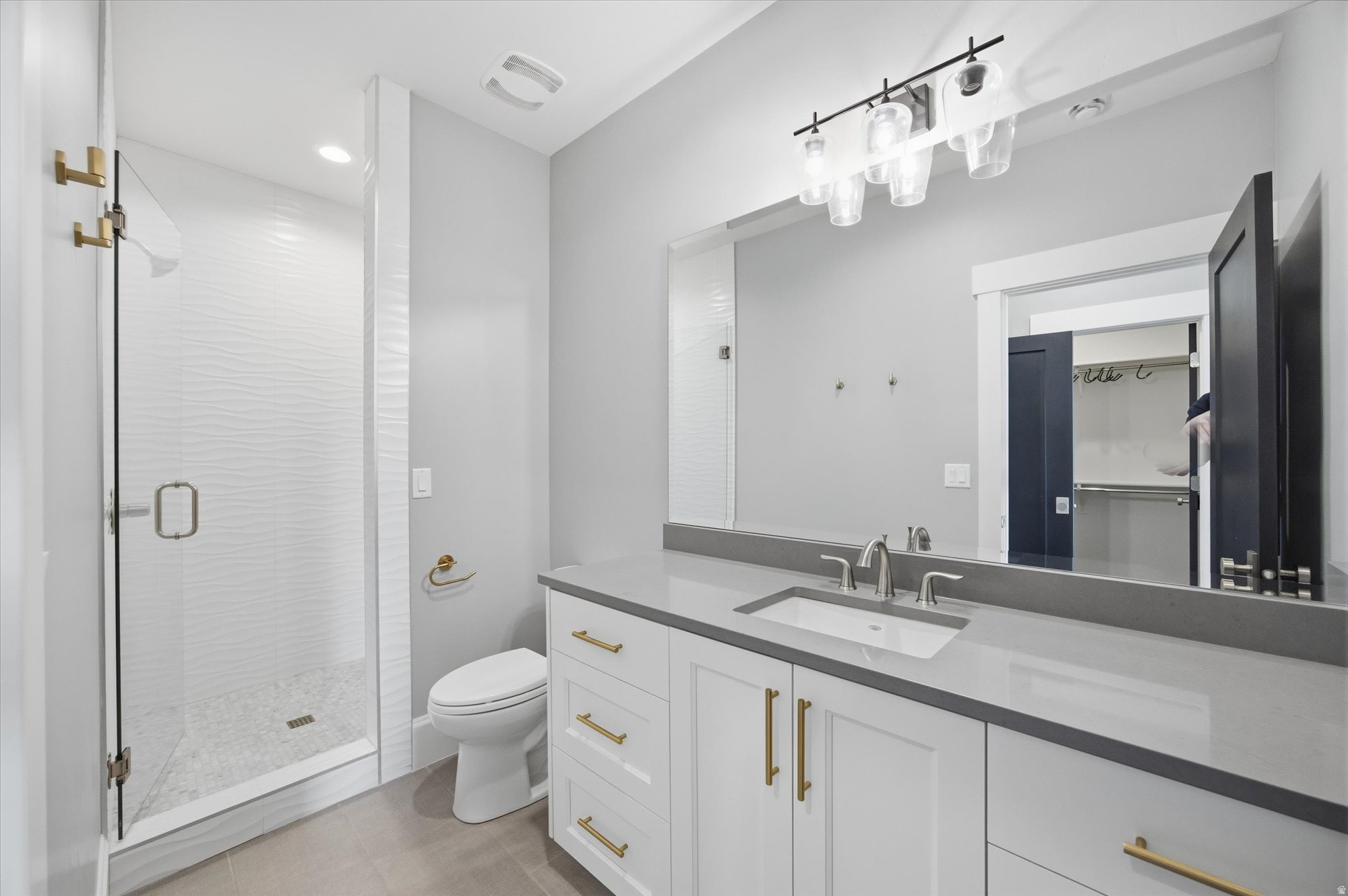 COUNTRY FRENCH ESTATES - Residential