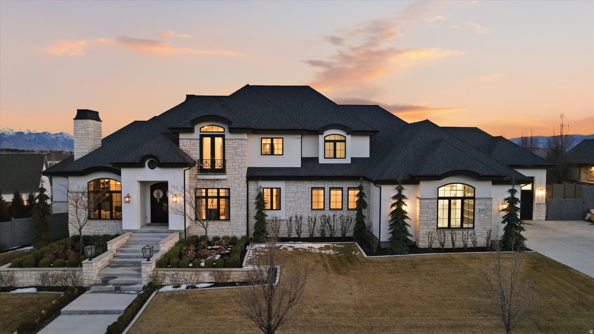 COUNTRY FRENCH ESTATES - Residential