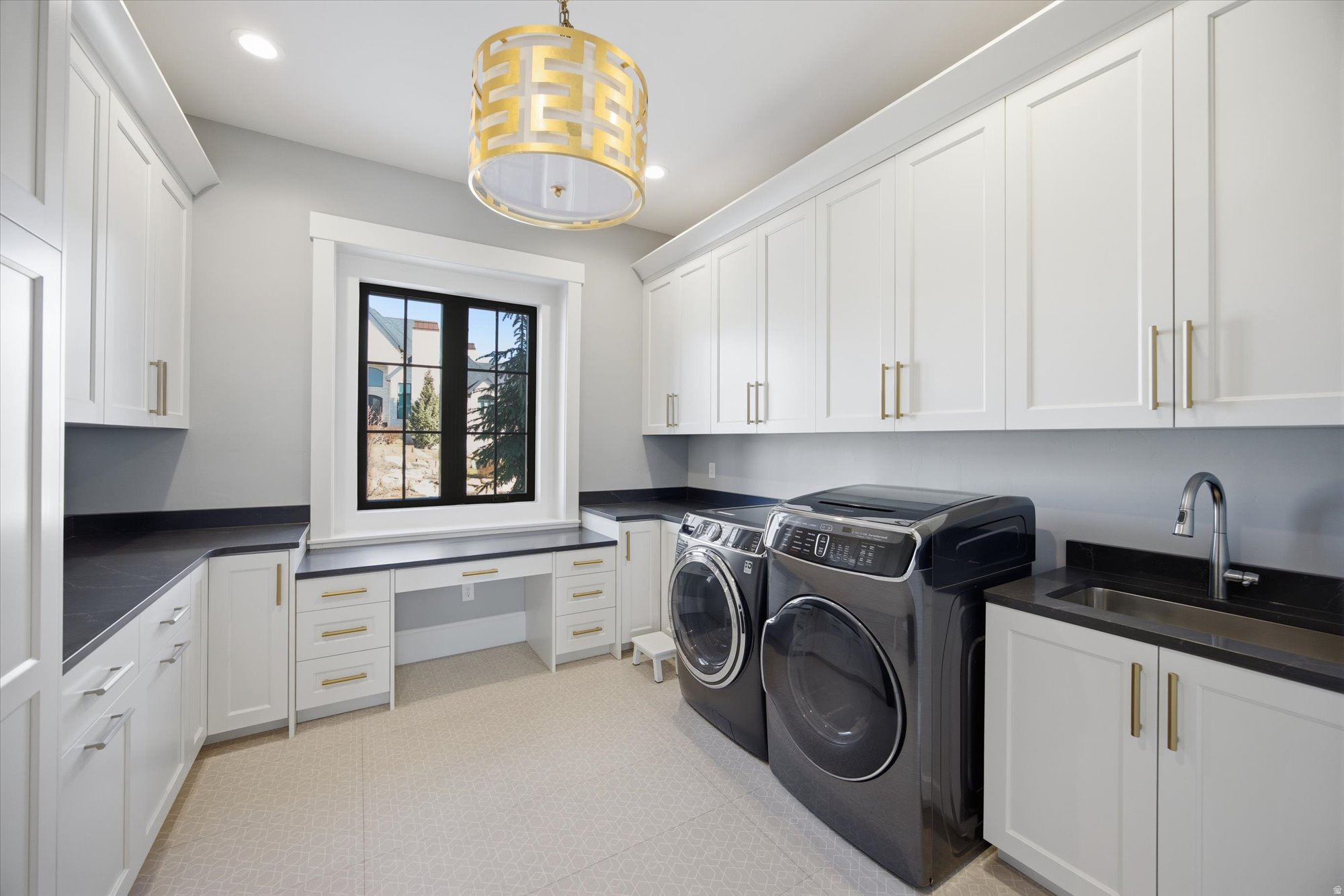 COUNTRY FRENCH ESTATES - Residential