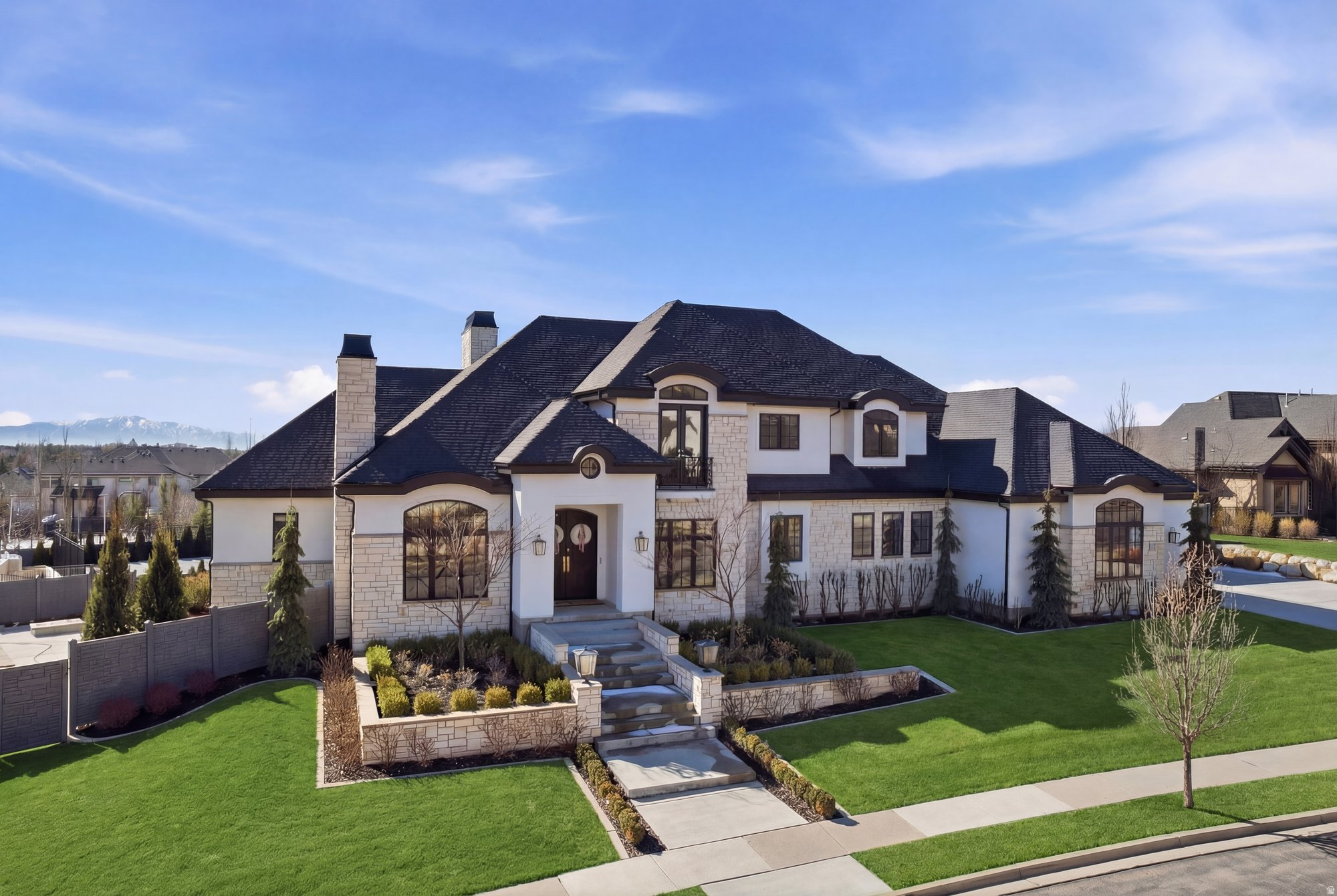 COUNTRY FRENCH ESTATES - Residential