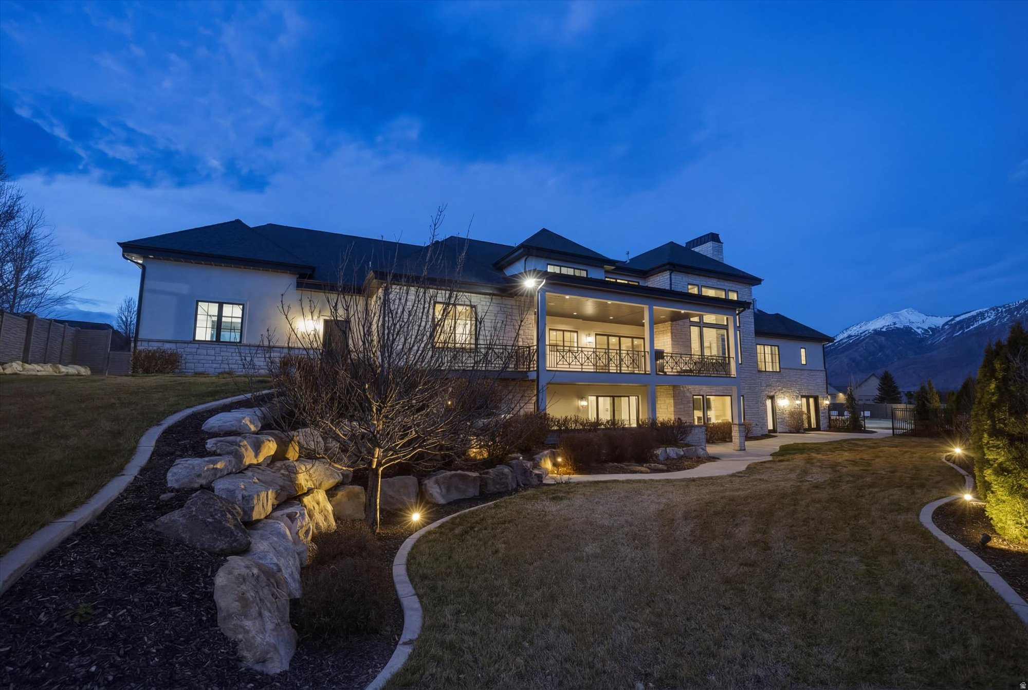 COUNTRY FRENCH ESTATES - Residential