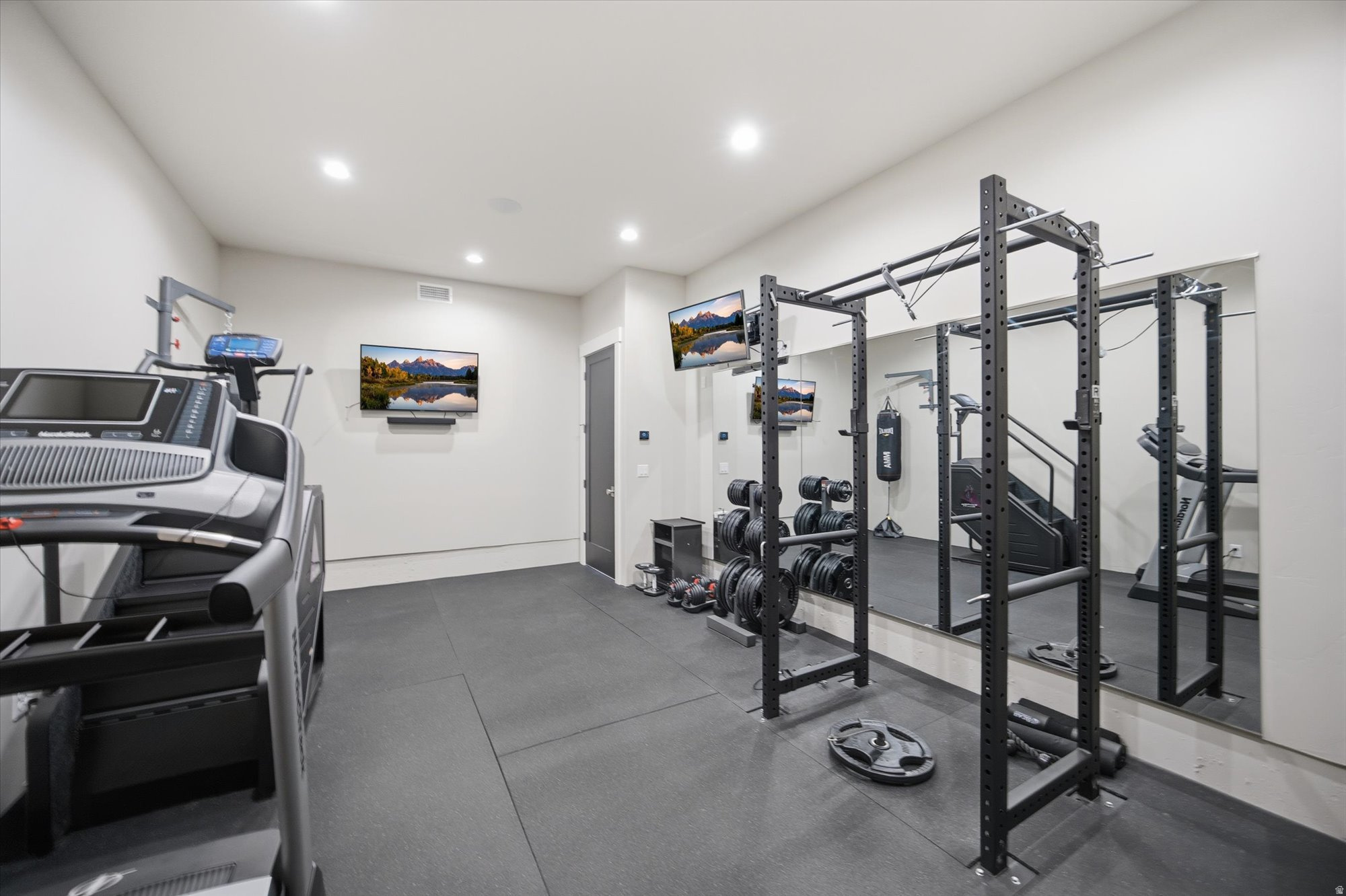 COUNTRY FRENCH ESTATES - Residential