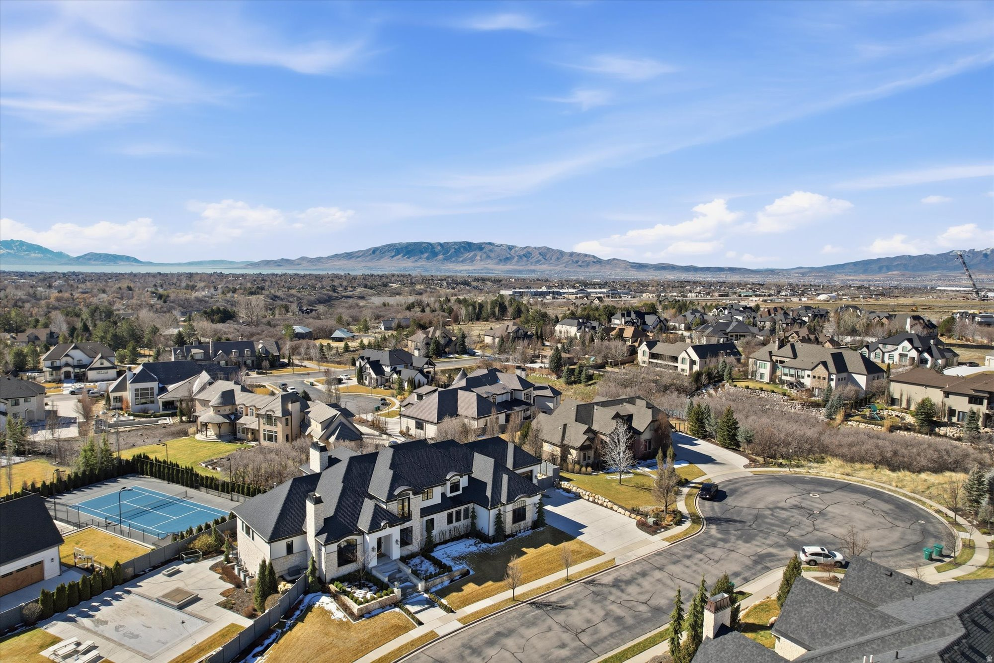 COUNTRY FRENCH ESTATES - Residential