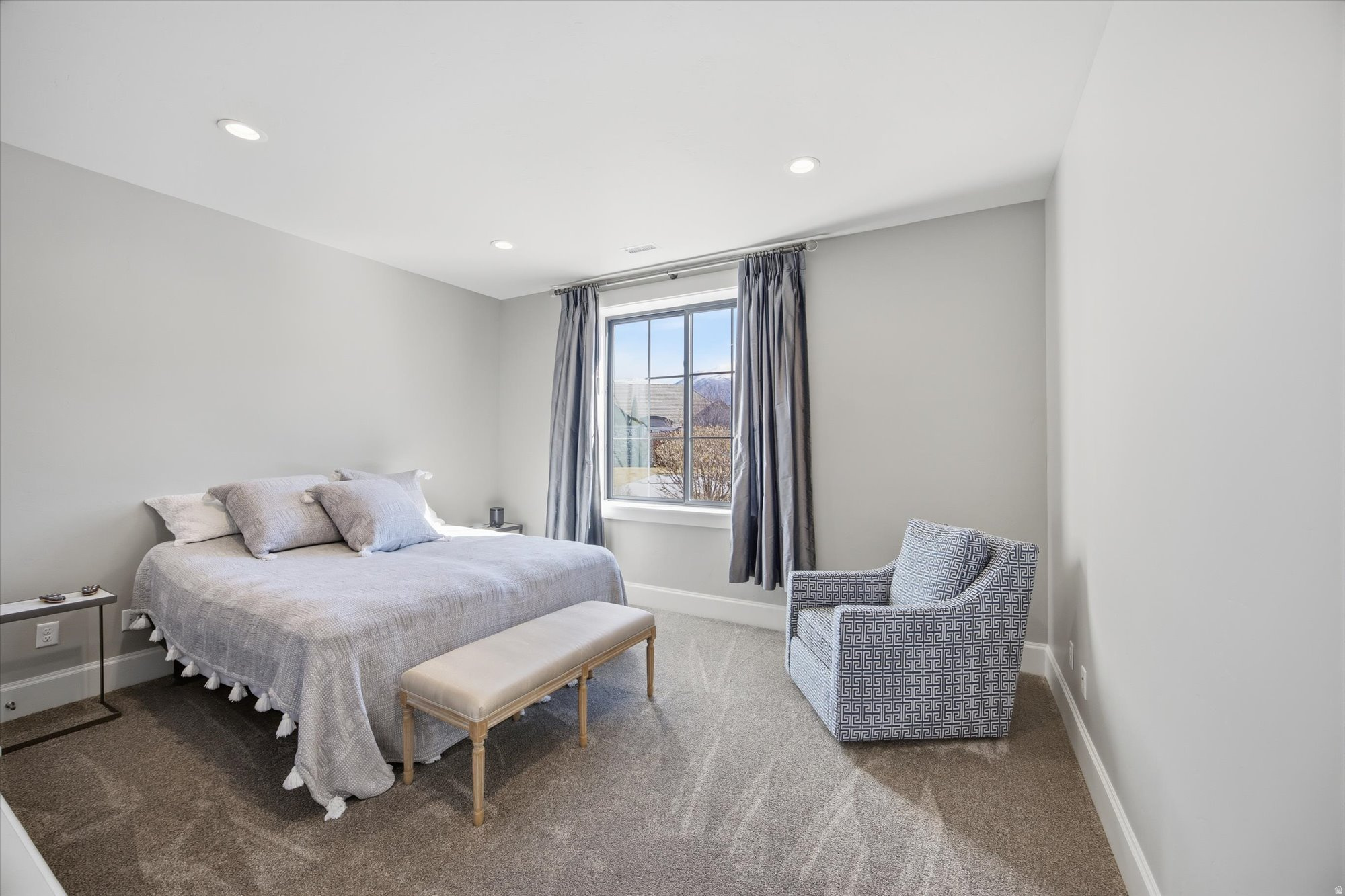 COUNTRY FRENCH ESTATES - Residential