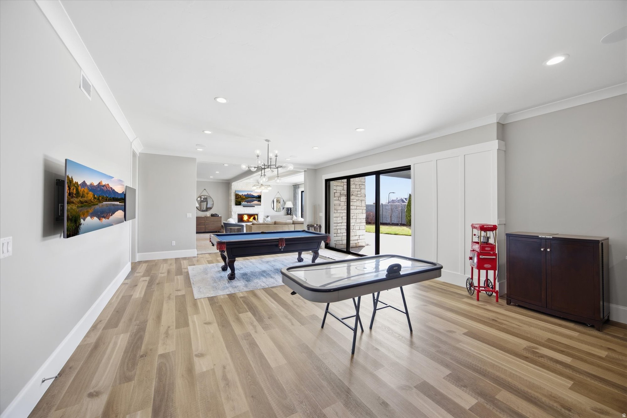 COUNTRY FRENCH ESTATES - Residential