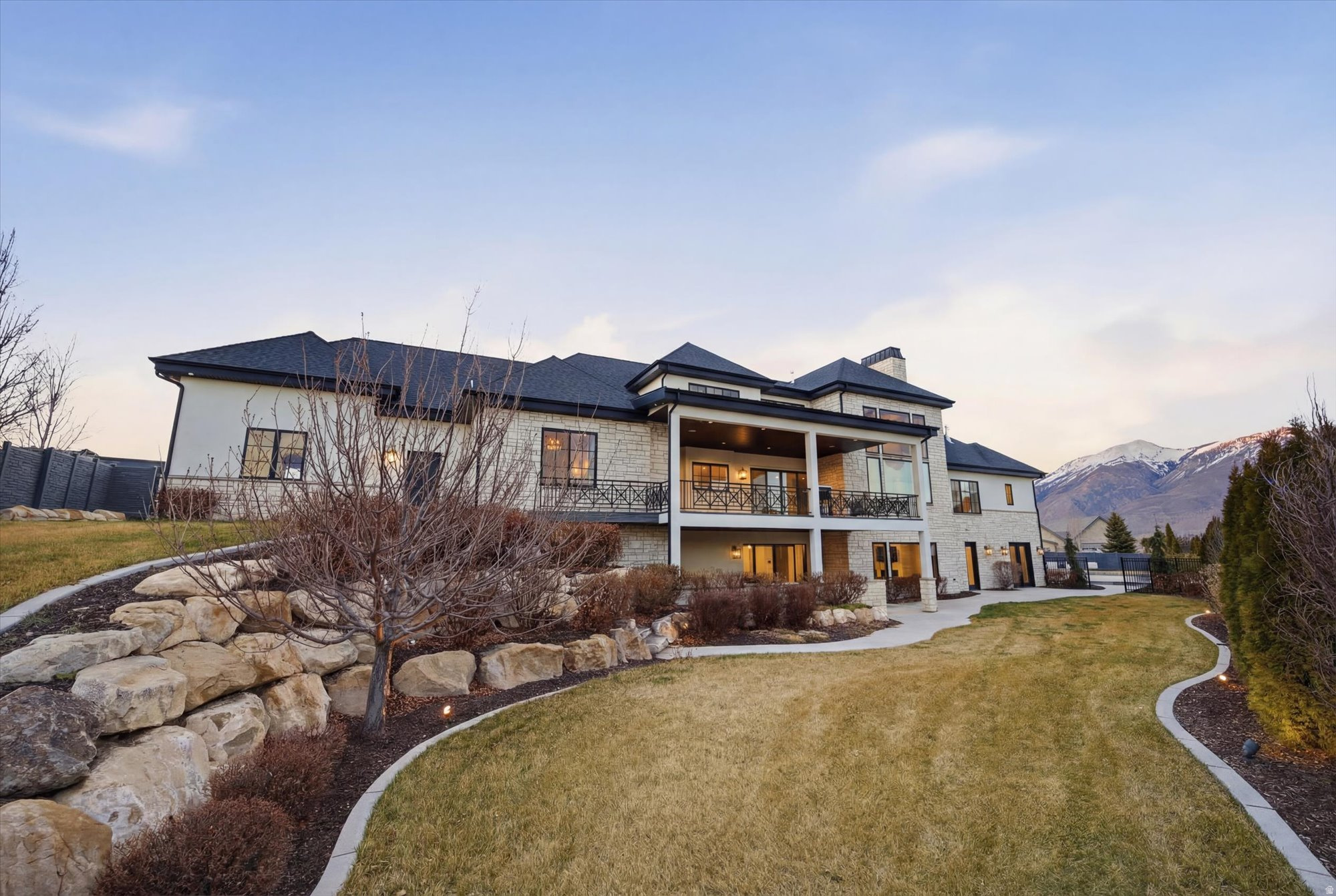 COUNTRY FRENCH ESTATES - Residential