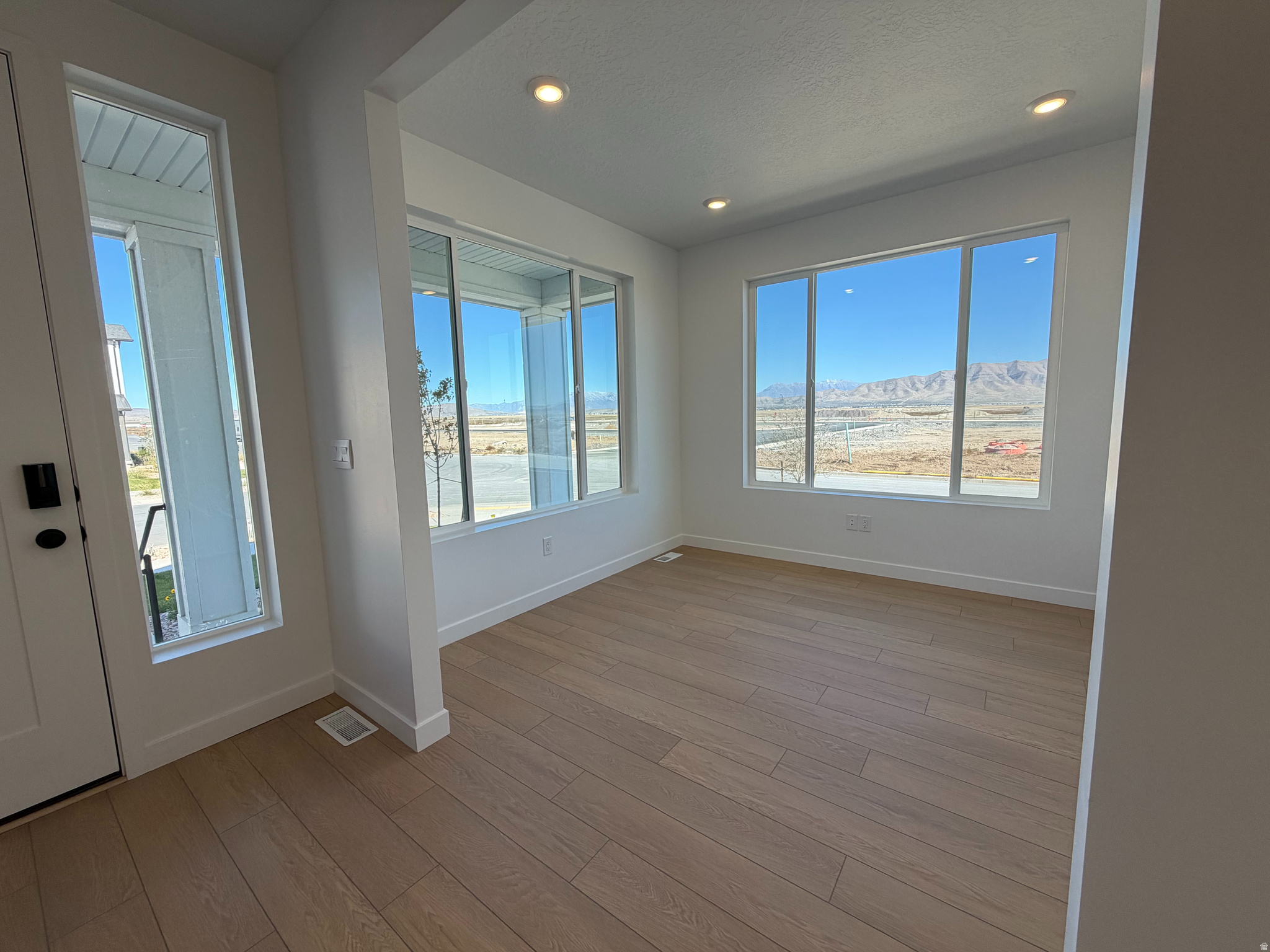 FIREFLY - Residential