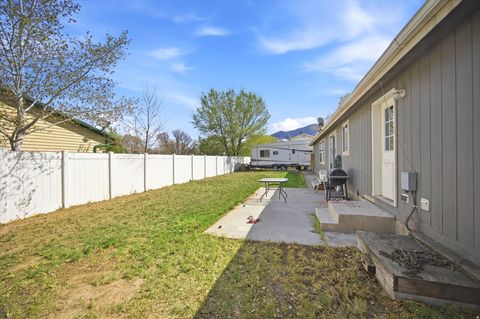 Tiny photo for 348 W 200 N, Santaquin, UT 84655 (MLS # 2147115)