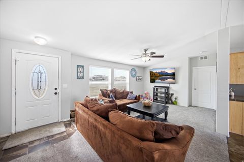 Tiny photo for 348 W 200 N, Santaquin, UT 84655 (MLS # 2147115)