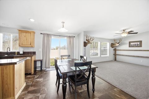 Tiny photo for 348 W 200 N, Santaquin, UT 84655 (MLS # 2147115)