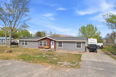 Tiny photo for 348 W 200 N, Santaquin, UT 84655 (MLS # 2147115)