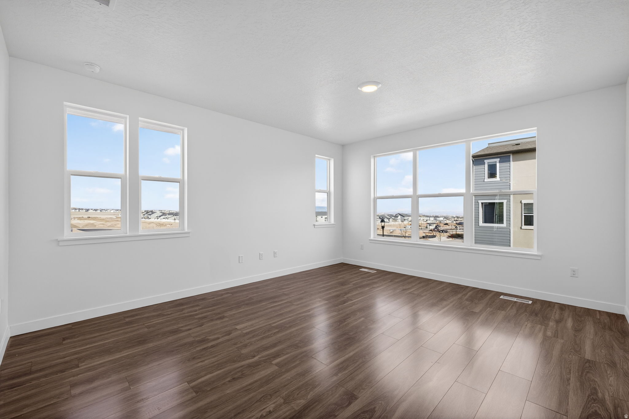 JOSHUA TREE - Residential