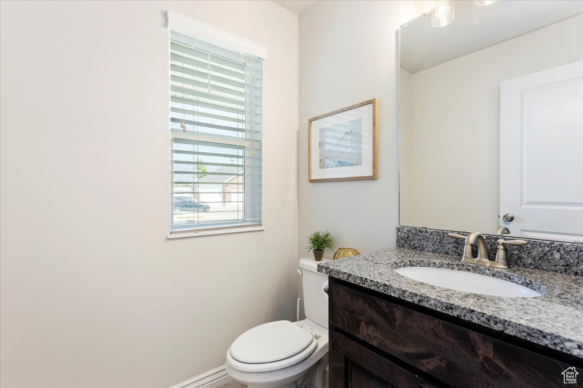 23 N Village Dr, Layton, Utah image 14