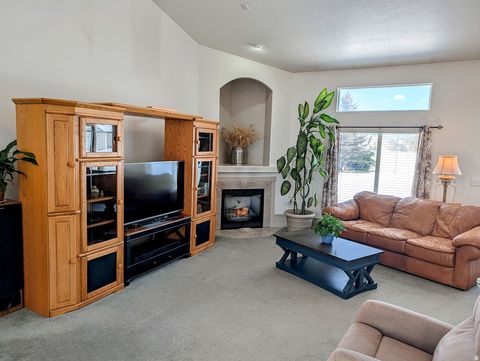 Tiny photo for 5798 W MOON SHADOW DR, Herriman, UT 84096 (MLS # 2151515)