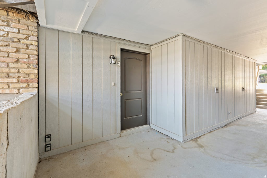 Photo of 5750 S 900 E #4, Murray, UT 84121 (MLS # 2186773)