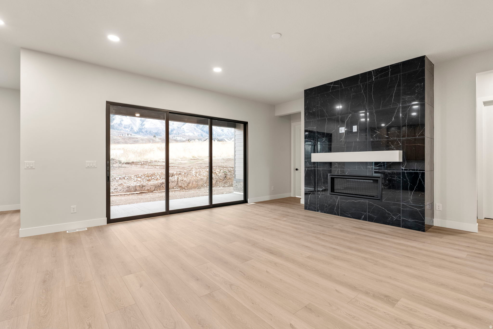 TOLL BROTHERS AT ELK RIDGE - Residential