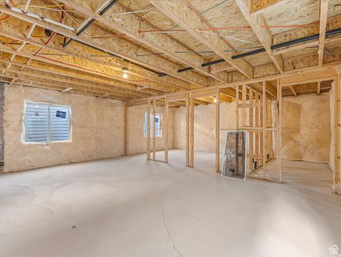 Tiny photo for 3529 N SPARROW LN #215, Eagle Mountain, UT 84005 (MLS # 2139944)