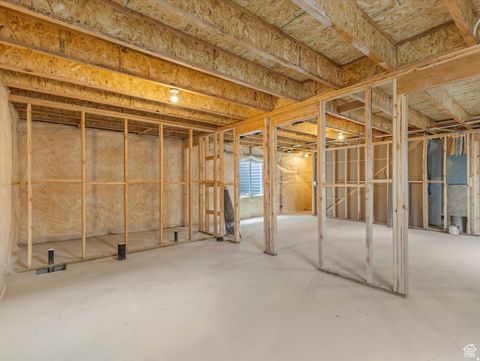 Tiny photo for 3529 N SPARROW LN #215, Eagle Mountain, UT 84005 (MLS # 2139944)