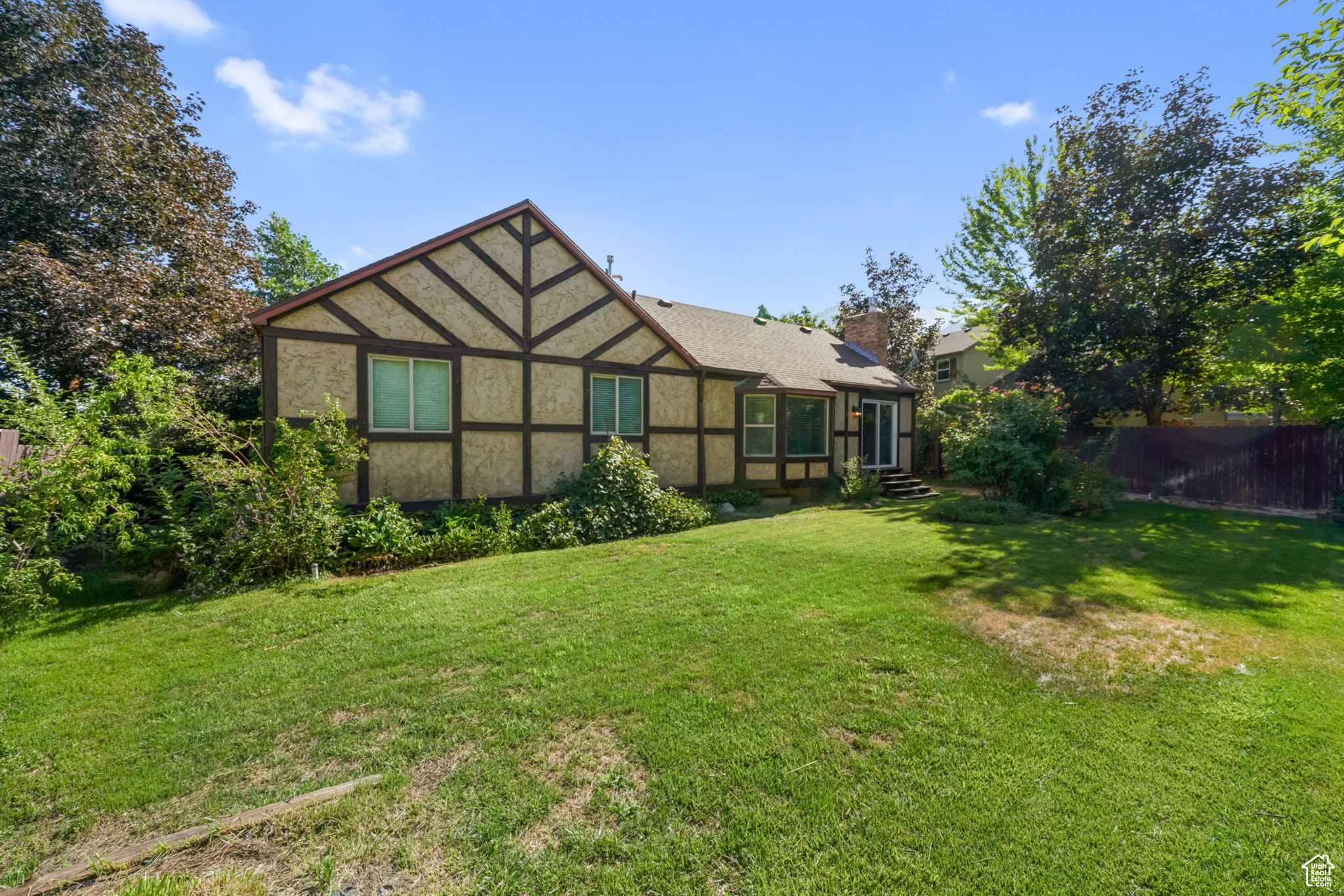 WILLOW WICK ESTATES - Residential