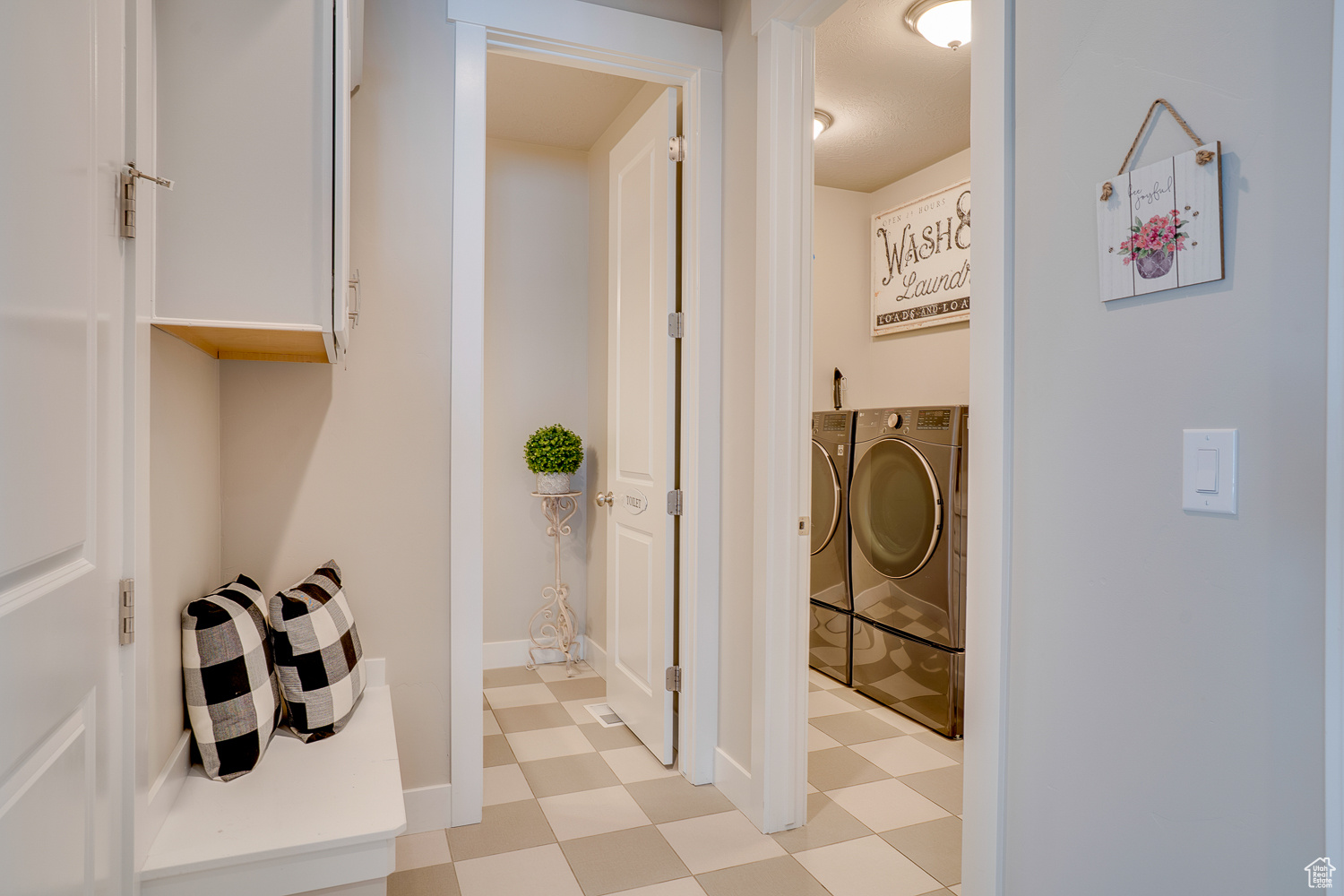 CROSSINGS AT LAKE CR - Residential