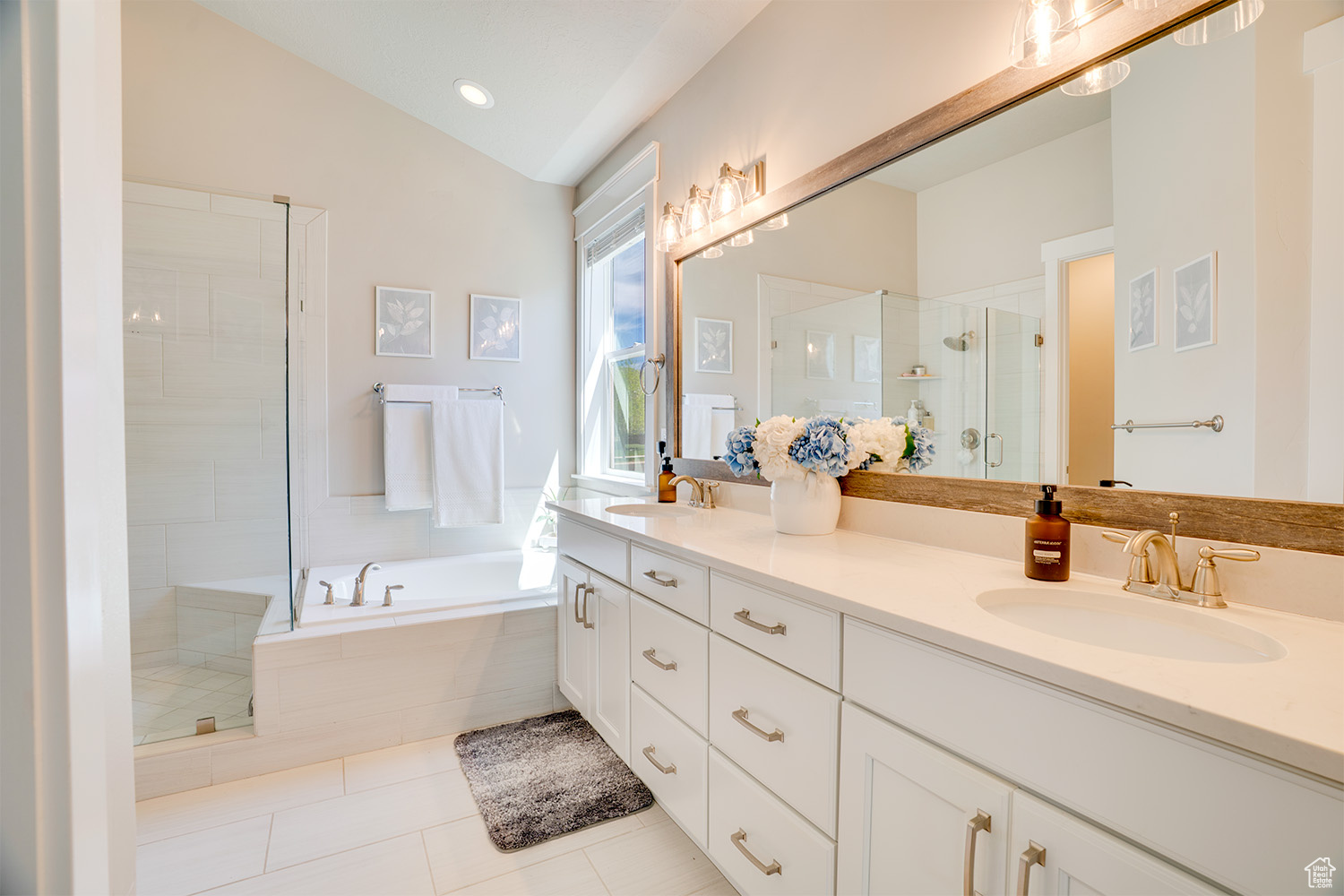 CROSSINGS AT LAKE CR - Residential