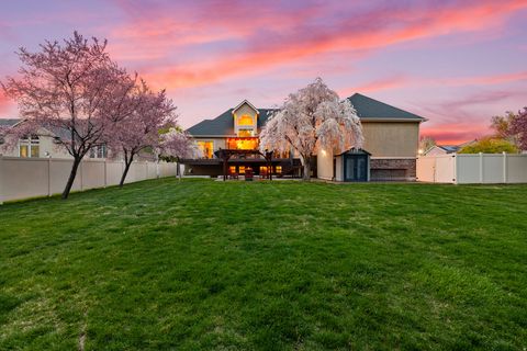Tiny photo for 1415 JOHNSON WAY, Kaysville, UT 84037 (MLS # 2147610)