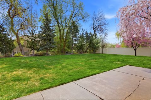 Tiny photo for 1415 JOHNSON WAY, Kaysville, UT 84037 (MLS # 2147610)