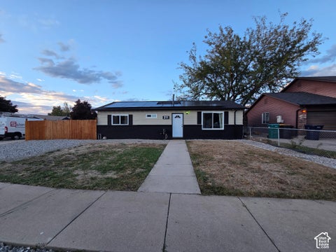 Tiny photo for 211 E 2025 S, Clearfield, UT 84015 (MLS # 2188492)