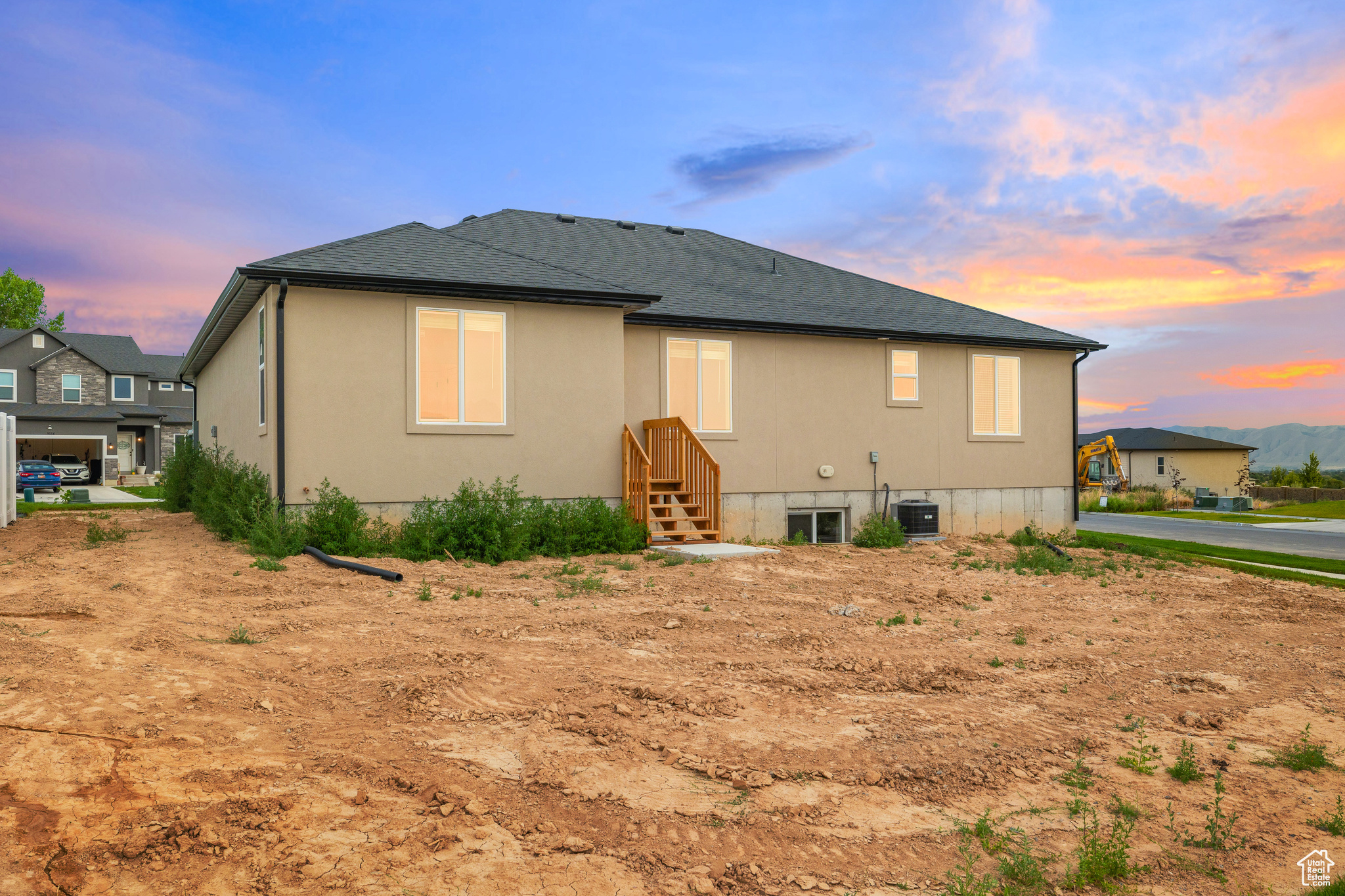 SUMMIT RIDGE @ THE HILLS - Residential