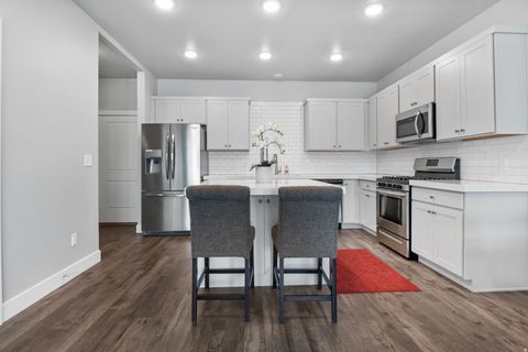 Tiny photo for 1166 S 200 E, Spanish Fork, UT 84660 (MLS # 2146940)