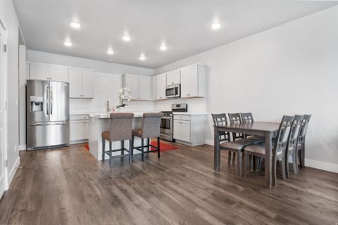 Tiny photo for 1166 S 200 E, Spanish Fork, UT 84660 (MLS # 2146940)