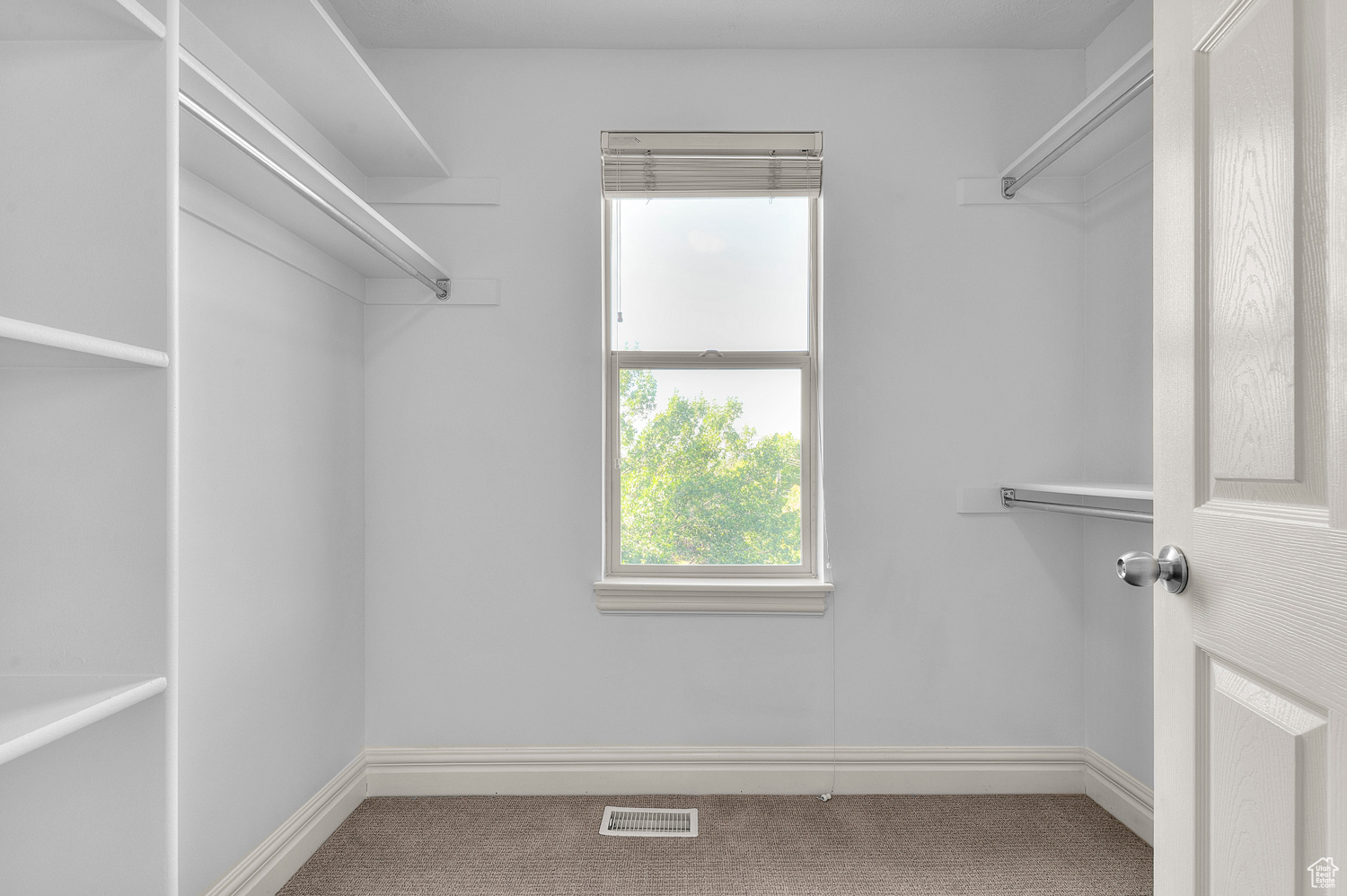 HAMPTON PLACE PUD - Residential Income
