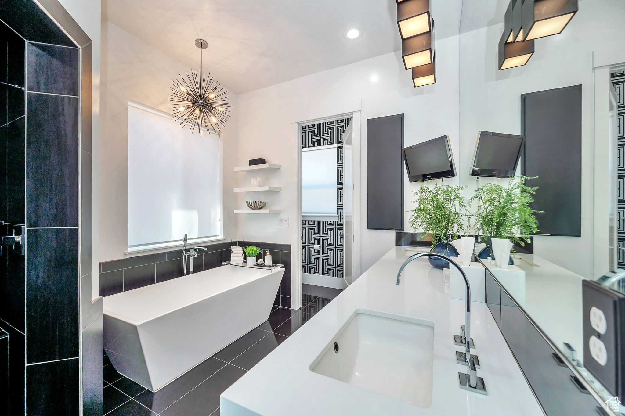 COTTONWOOD HILLS - Residential