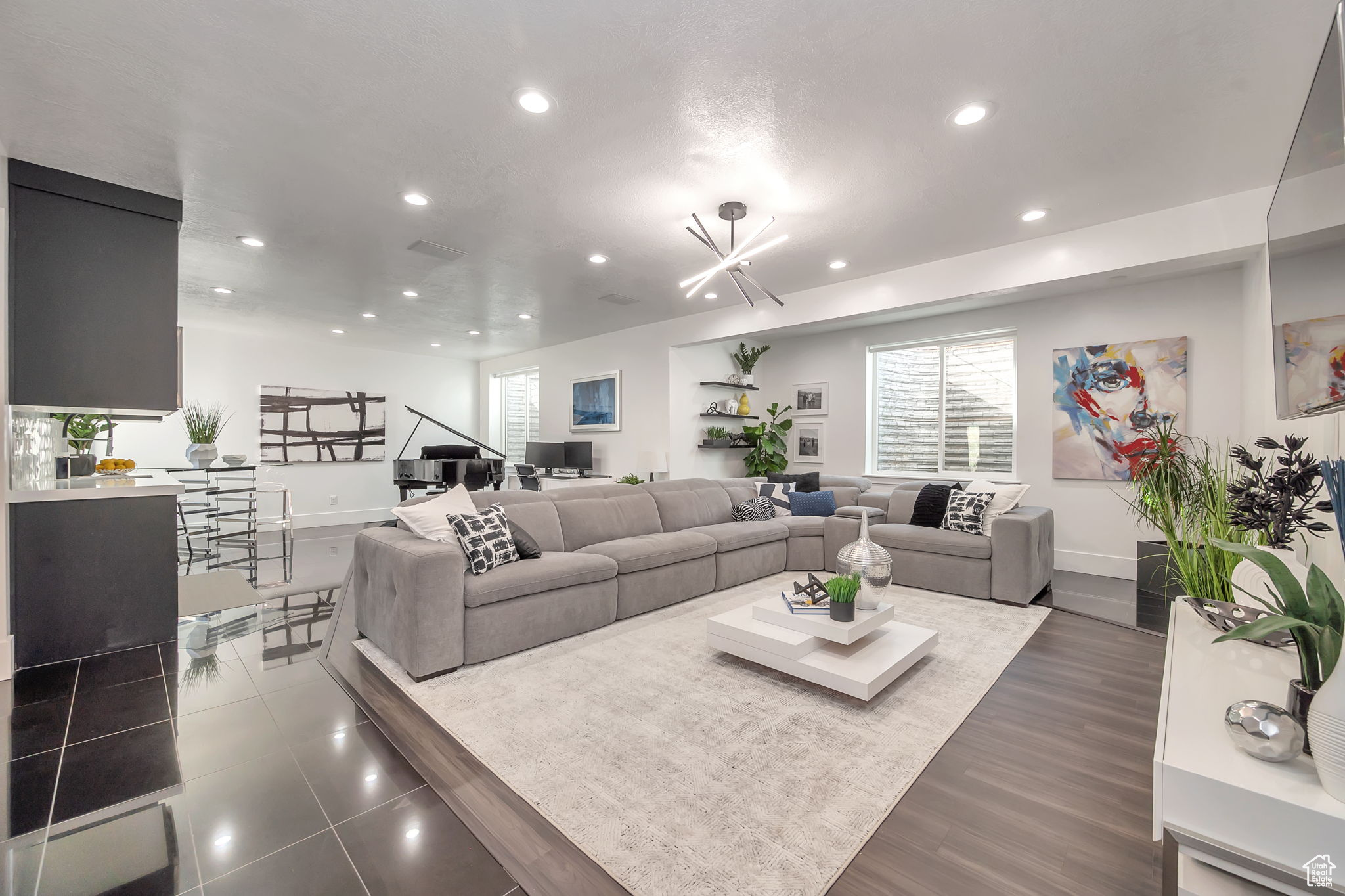 COTTONWOOD HILLS - Residential