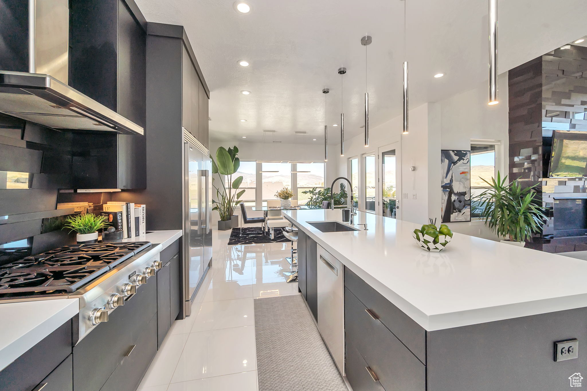 COTTONWOOD HILLS - Residential