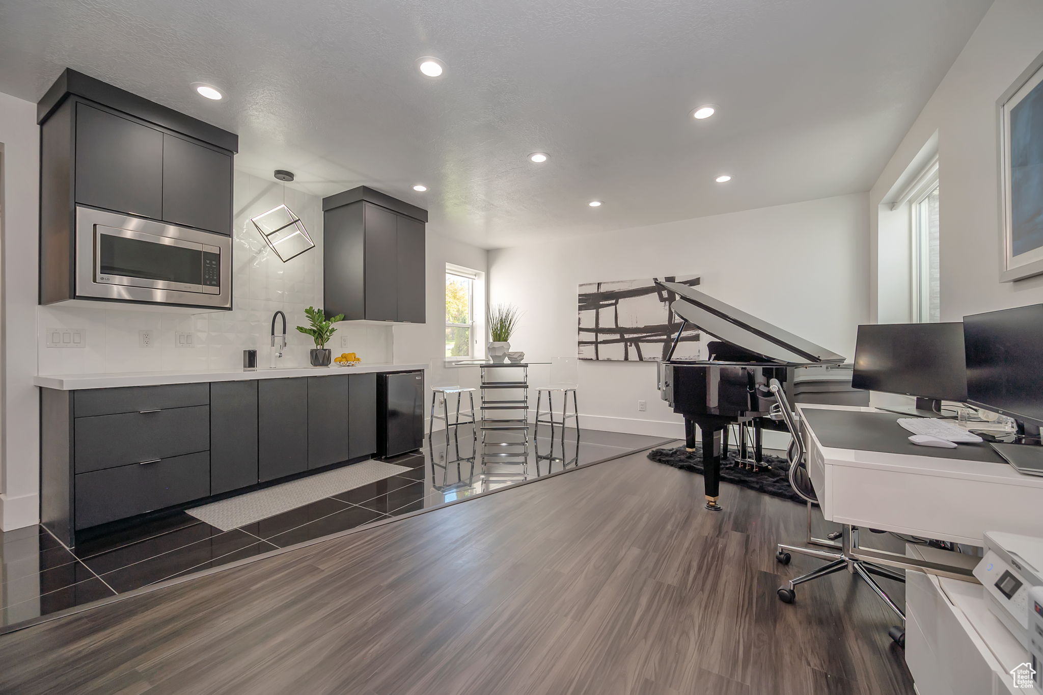 COTTONWOOD HILLS - Residential