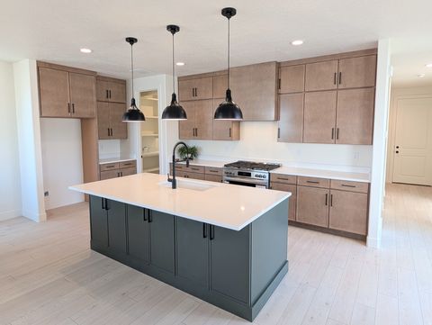 Tiny photo for 6824 W SOUTH JORDAN PKWY S #469, South Jordan, UT 84009 (MLS # 2127301)