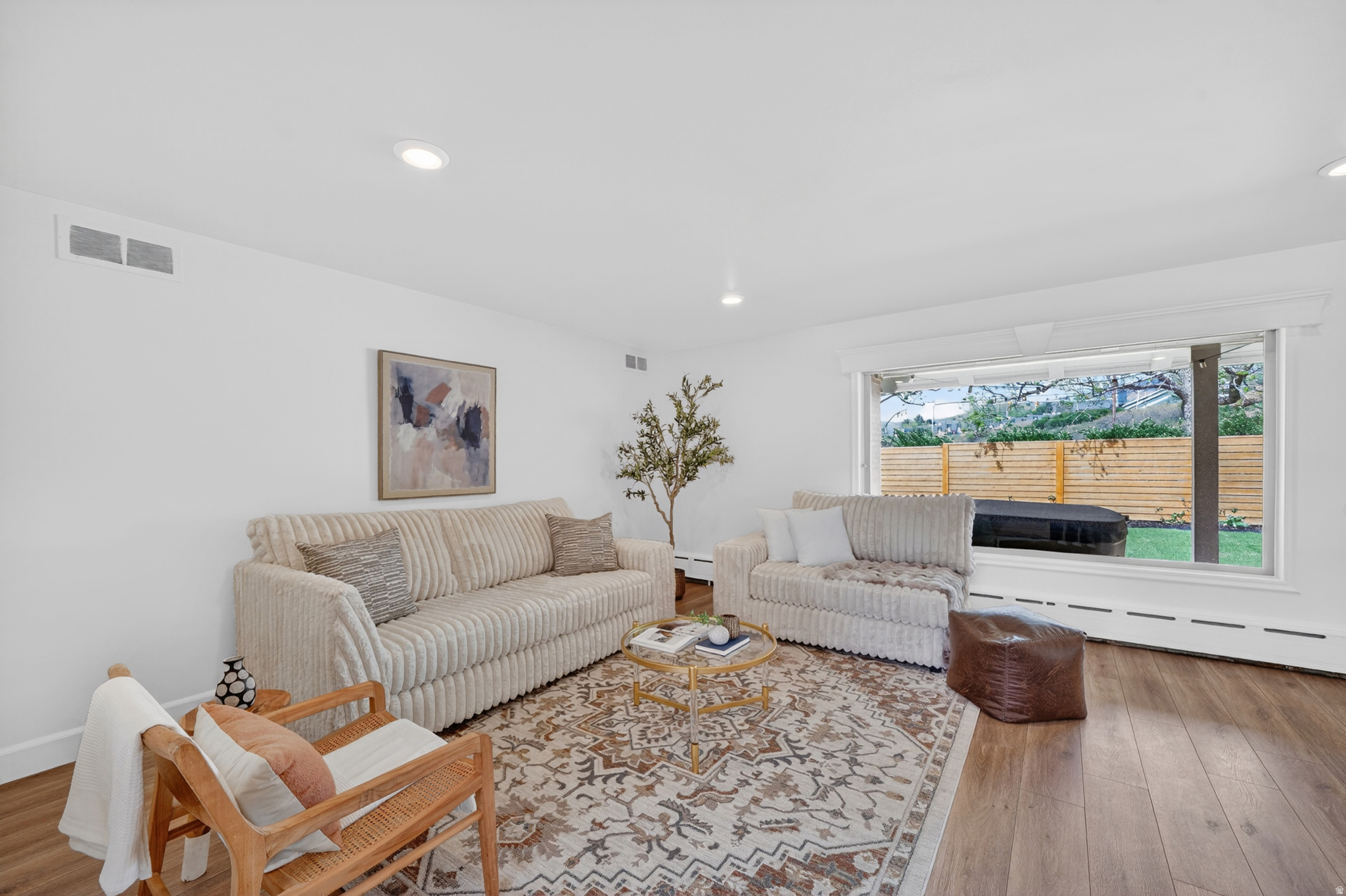 SUGAR HOUSE - Residential