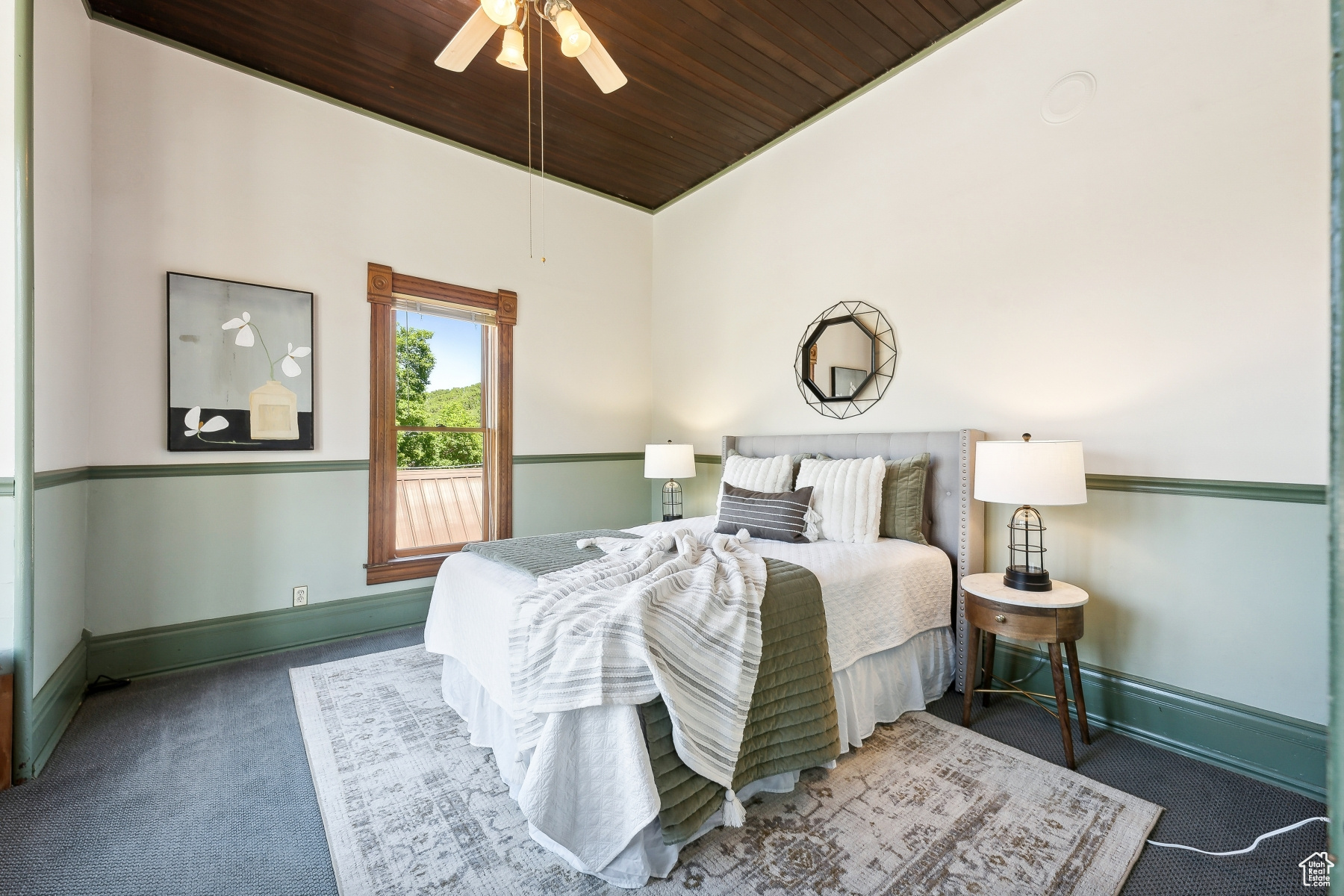 Park City, Utah 84060, United States, 2 Bedrooms Bedrooms, ,1 BathroomBathrooms,Residential,Pending,52551