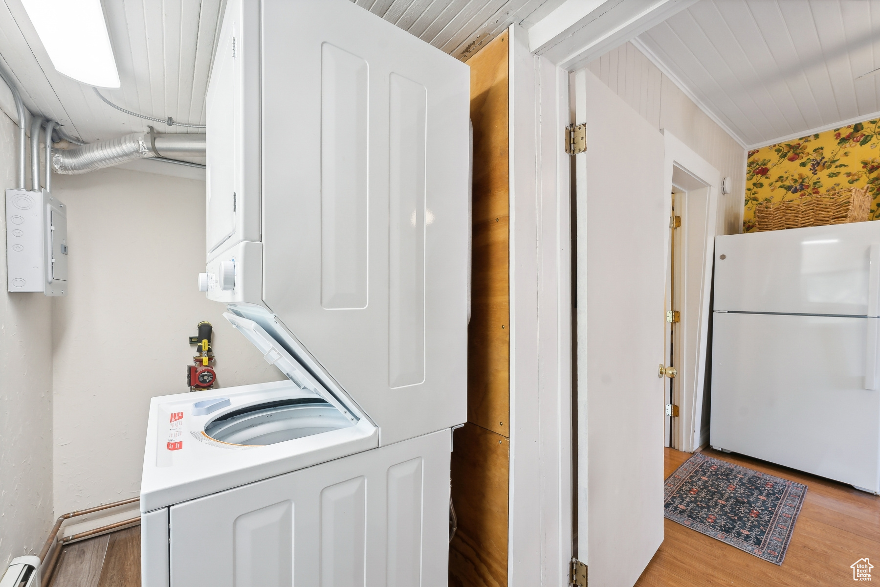 Park City, Utah 84060, United States, 2 Bedrooms Bedrooms, ,1 BathroomBathrooms,Residential,Pending,52551