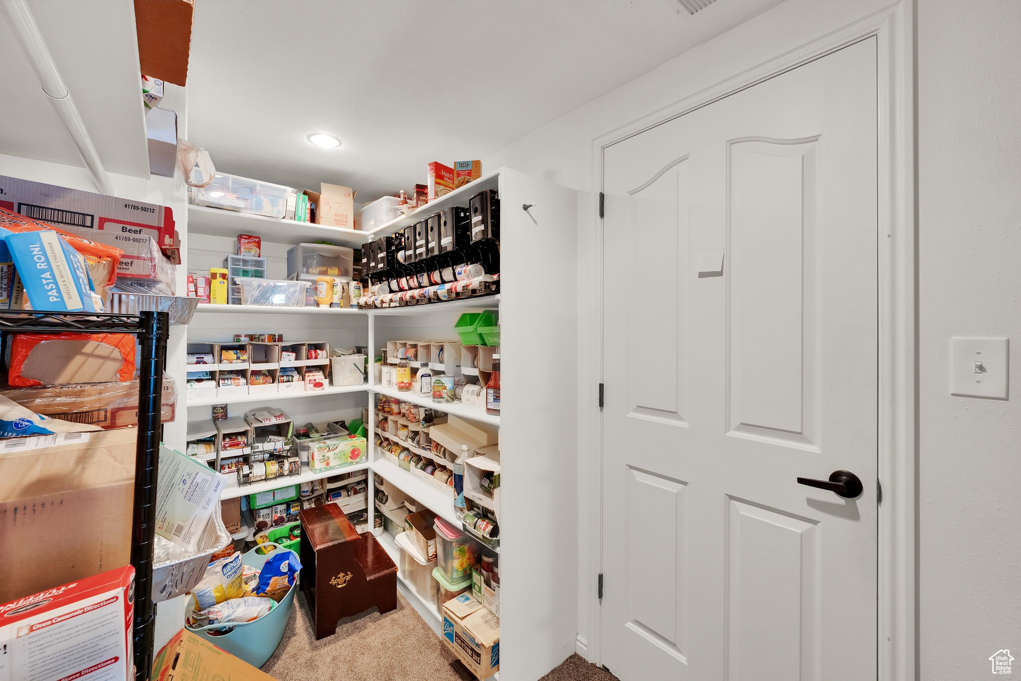 Draper (Ut Cnty), Utah 84020, United States, 7 Bedrooms Bedrooms, ,3 BathroomsBathrooms,Residential,Pending,159170