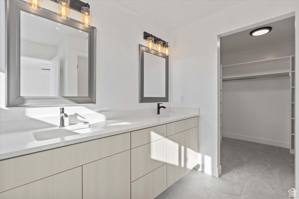 SKYLINE RIDGE - Residential