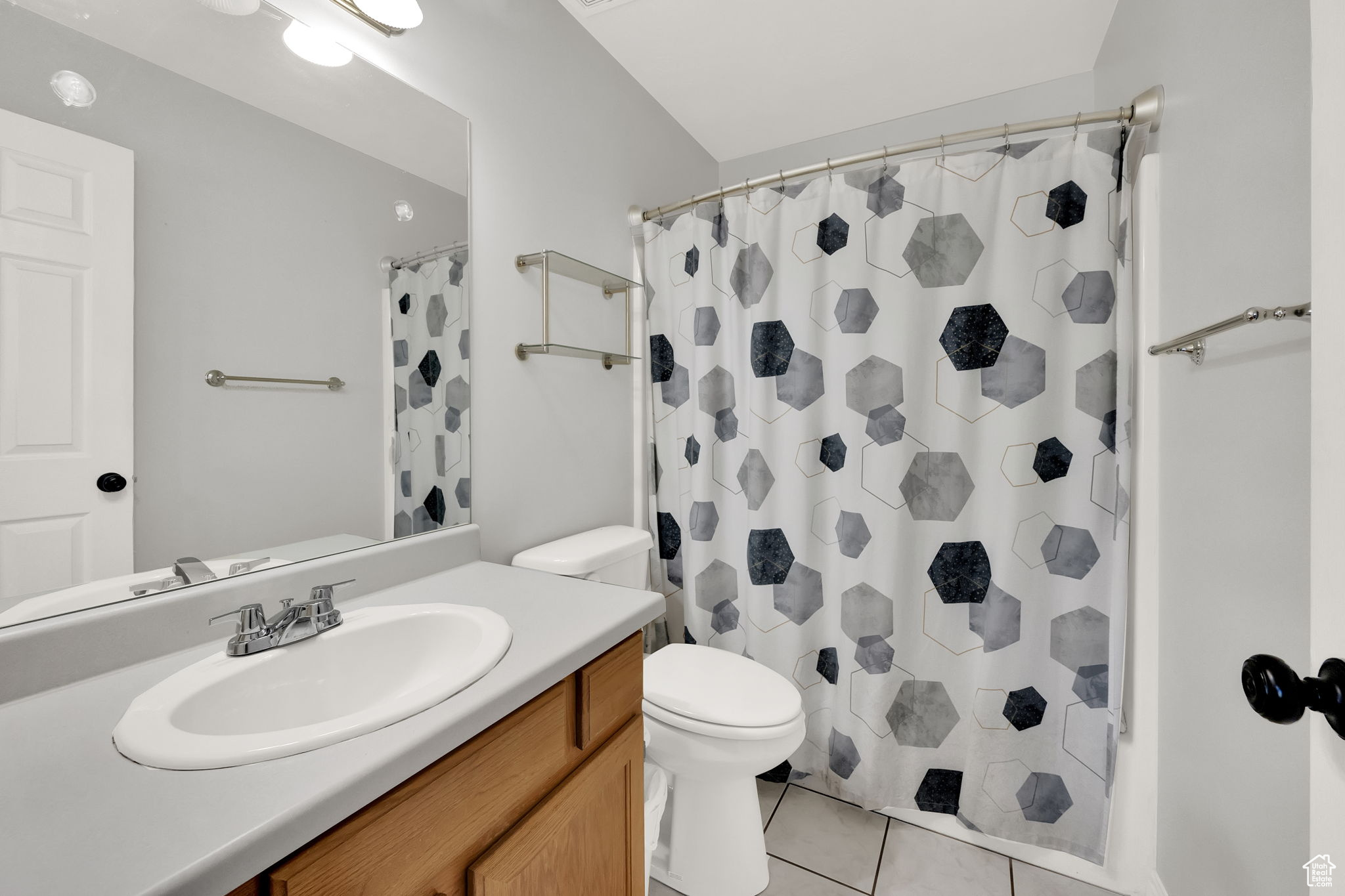 TUSCANY TOWNHOMES PH - Residential