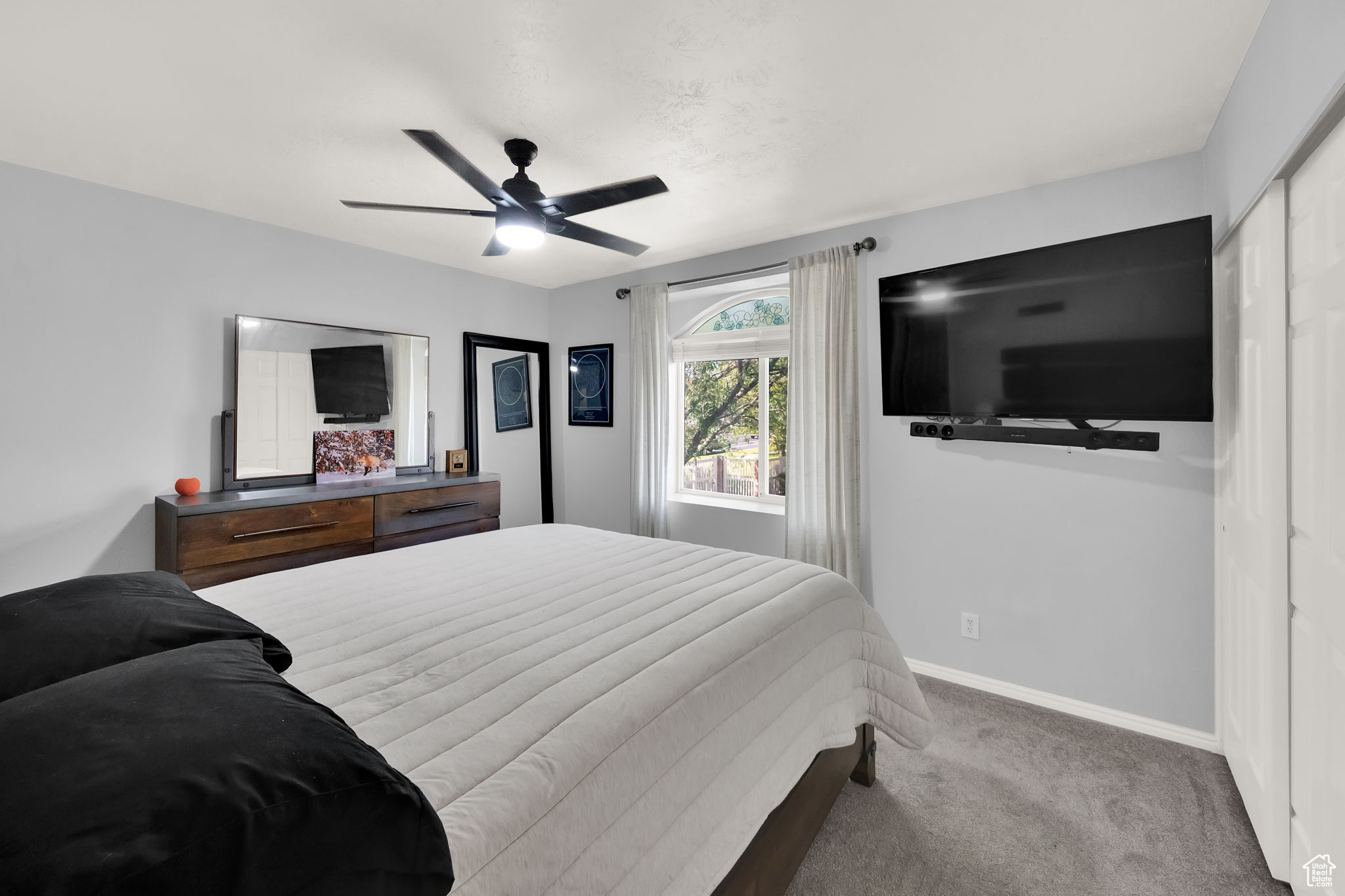 TUSCANY TOWNHOMES PH - Residential
