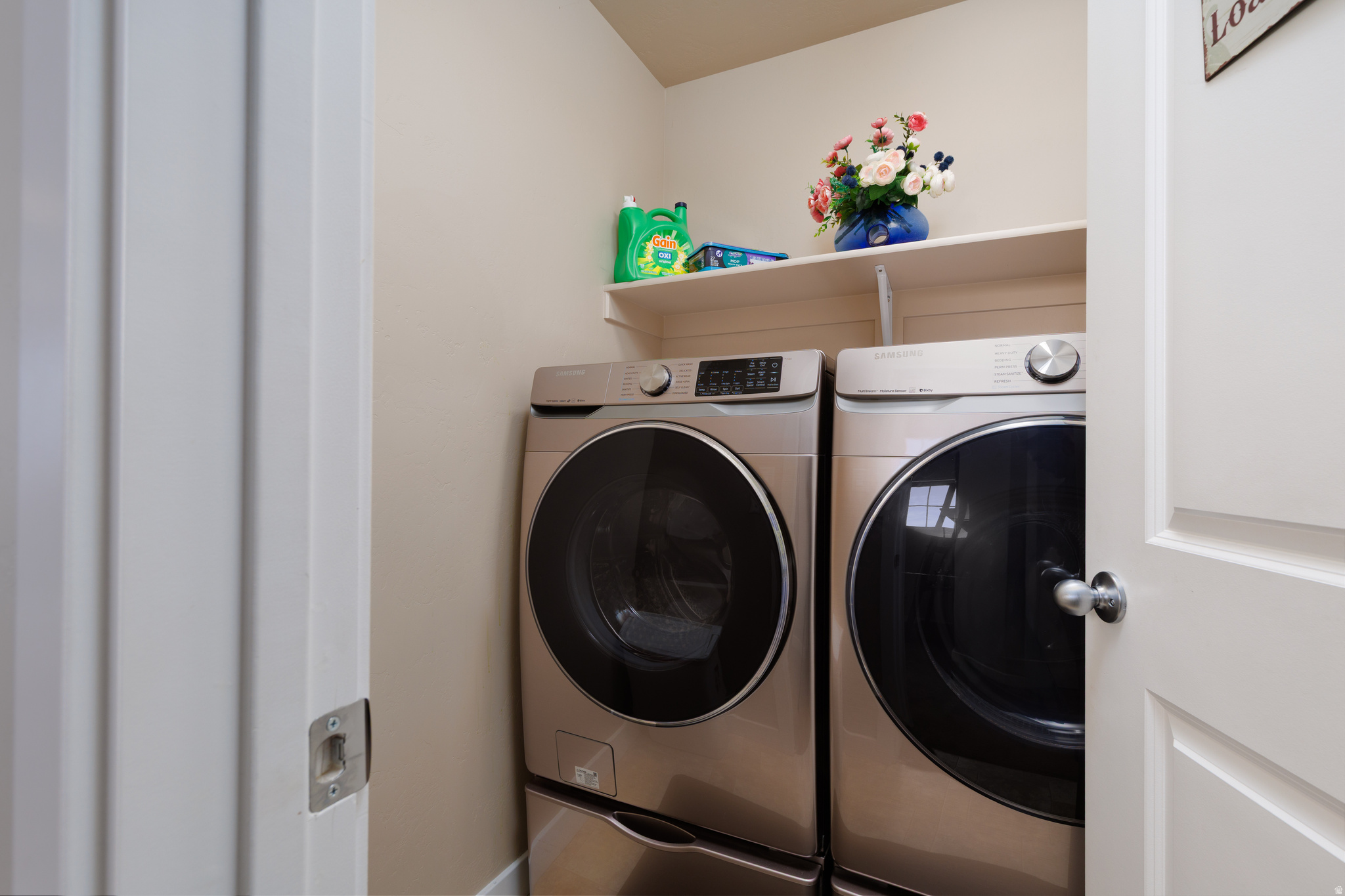 KENNECOTT/ EAST LAKE VILLAGE - Residential