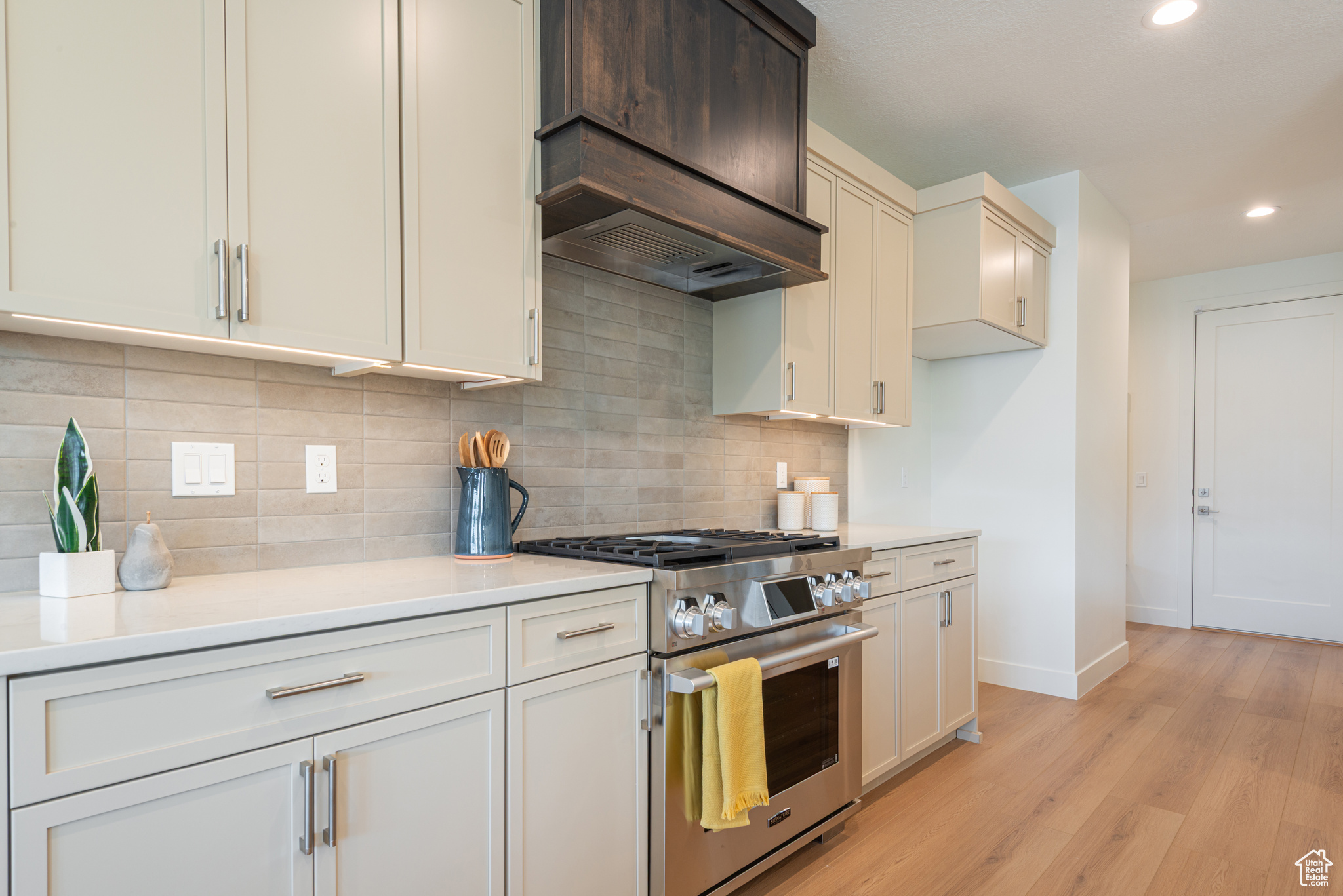 CASTELLO ESTATES - Residential