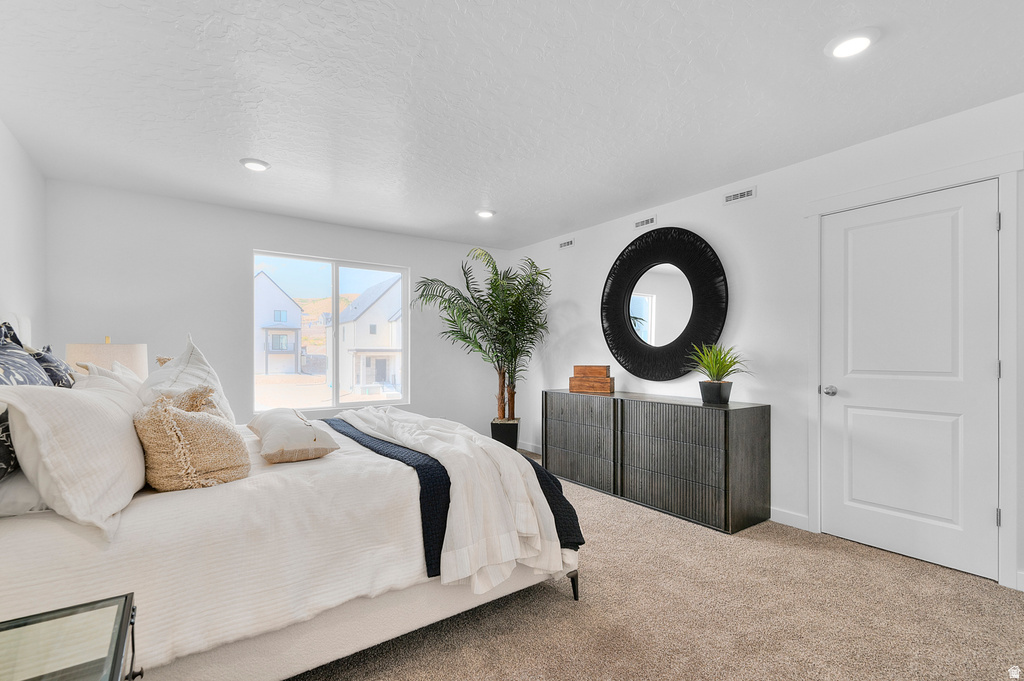 INVERNESS BY D.R. HORTON - Residential