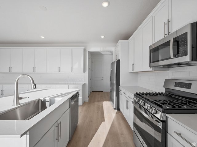 SEASONS AT TAYLOR LANDING - Residential